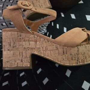 Sandals Cork Tan Never Worn Size 38 US 7.5/8
